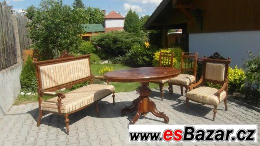 Starožitná jídelní sestava k renovaci – fotografie 1