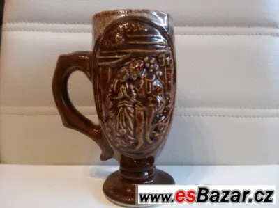 starý keramický půllitr hnědá glazura, 17 cm.