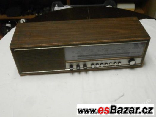 Dobové radio zn. Tesla – fotografie 1