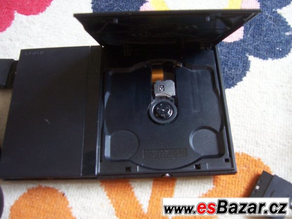 PS2/Playstation 2 slim – fotografie 3