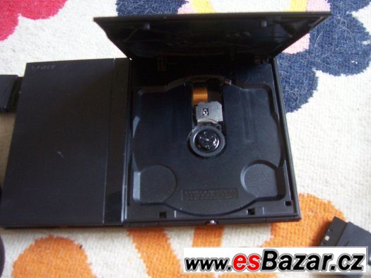 PS2/Playstation 2 slim – fotografie 3