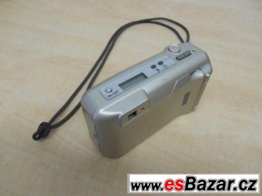 Klasický fotoaparát Minolta – fotografie 3