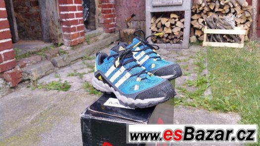 Dětská obuv Adidas,velikost č.32 – fotografie 3