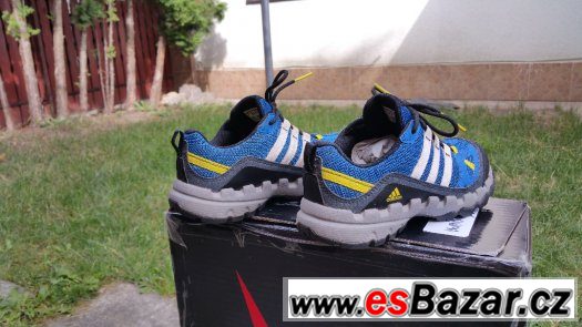 Dětská obuv Adidas,velikost č.32 – fotografie 4