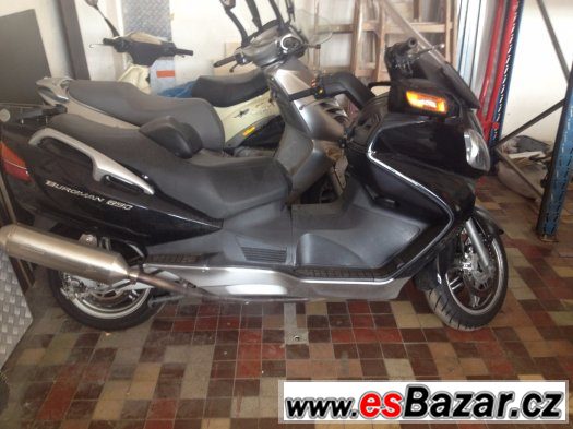 MAXISKUTR SUZUKI BURGMAN 650 – fotografie 1