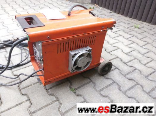 Svářečka Co2 Einhell SGA 145 – fotografie 2