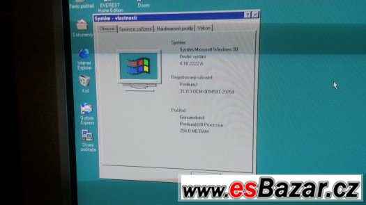 intel Pentium 3, CRT Monitor 19 – fotografie 3