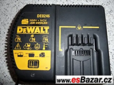 DeWalt DE0246 - Nabíječka aku baterii 1h