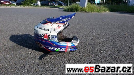 přilba Troy Lee Designs – fotografie 3