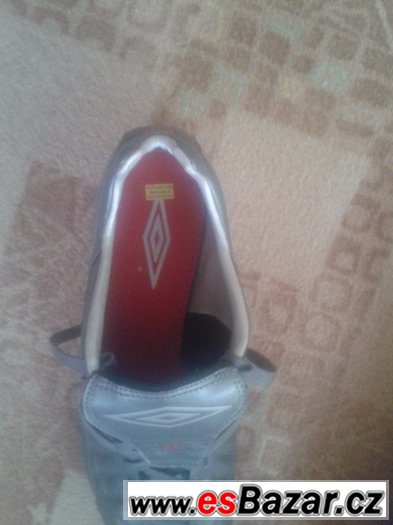 kopačky UMBRO XAI VI LGE-A SG vel.48 – fotografie 2