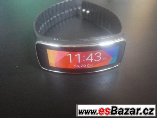 Samsung Gear Fit – fotografie 2