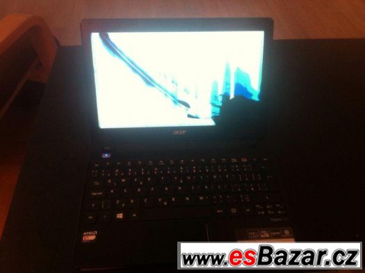 Notebook acer aspire V5 – fotografie 3