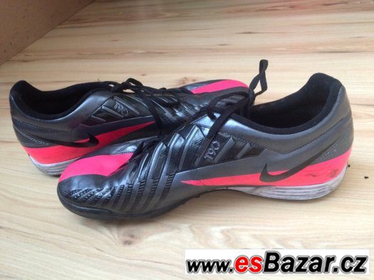 Turfy Nike T90 – fotografie 3
