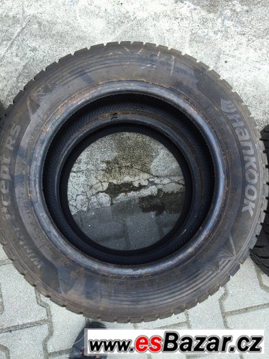 PRODÁM 2 KUSY ZIMNÍ PNEU HANKOOK 195/60/15" – fotografie 1