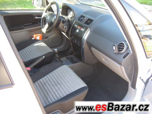 Suzuki SX4 – fotografie 5