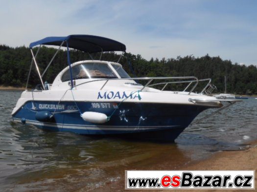 Quicksilver 550 Motorovy Clun s Kajutou – fotografie 1
