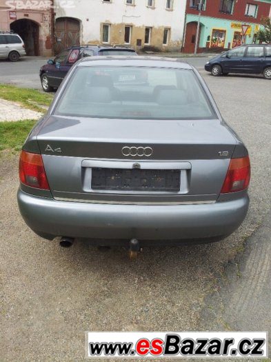 AUDI A4 18.BENZÍN – fotografie 5