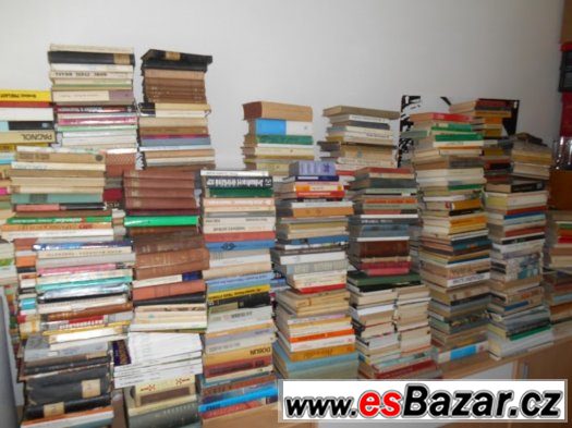 800 knih všechny žánry i učebnice – fotografie 2