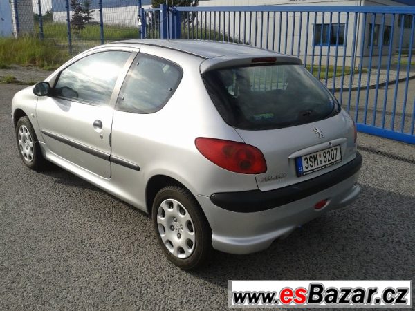Prodám Peugeot 206 1,1i 44kW 3dv. – fotografie 3