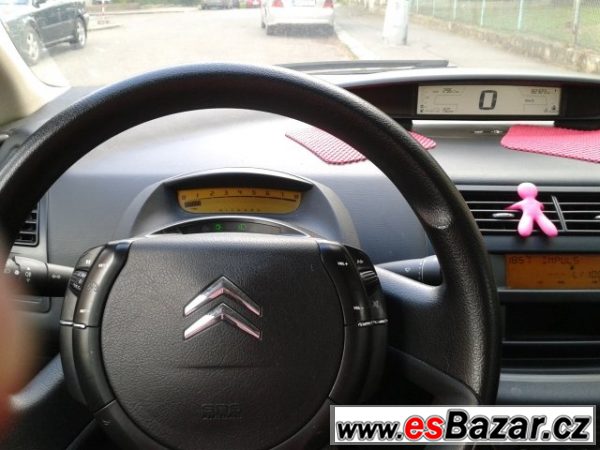 Prodám Citroën C4 1,4 16V 82.000km – fotografie 6