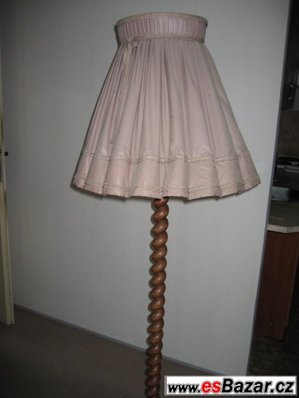 Prodám stojací lampu  – fotografie 1