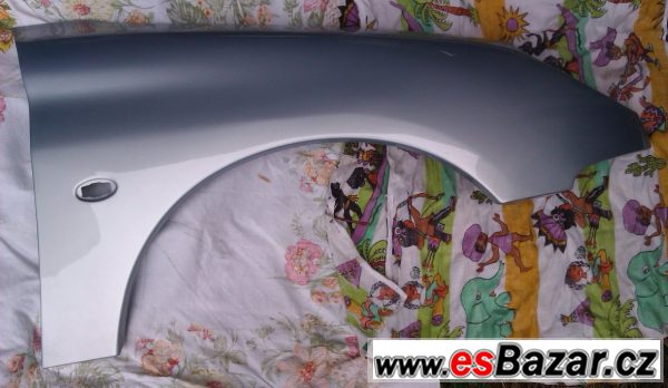 Pravý přední blatník Peugeot 206 – fotografie 2