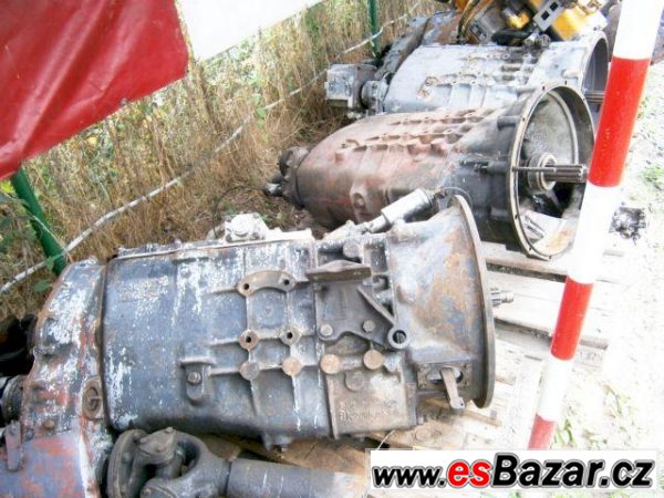 Praga  převodovky LIAZ S706 ,barva , i 4x4 nebo s – fotografie 1