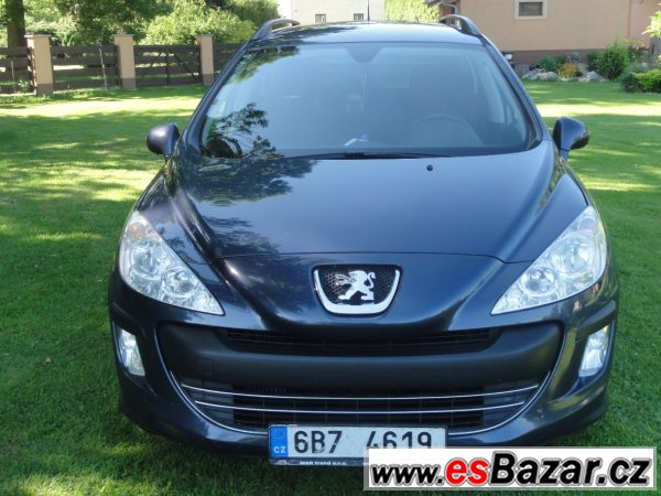 Peugeot 308 SW 1,6HDi 66kW r. 2009 – fotografie 2