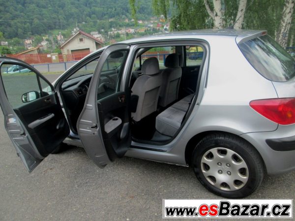 Peugeot 307 80kW, serviska – fotografie 6