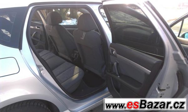 Peugeot 407 SW 1.6 HDI 2005 – fotografie 6