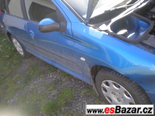 Peugeot 206 SW Havarované – fotografie 4