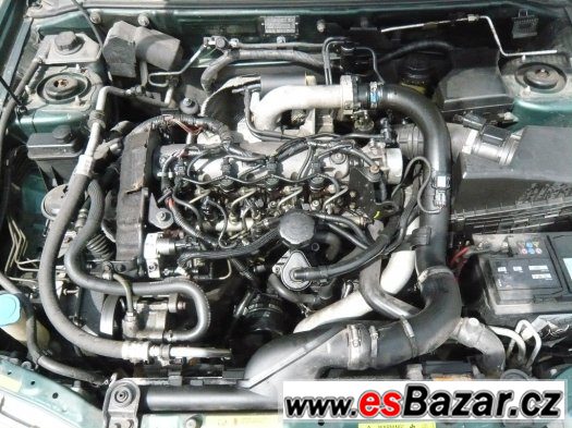 Volvo v40 1.9tdi 85kw – fotografie 3
