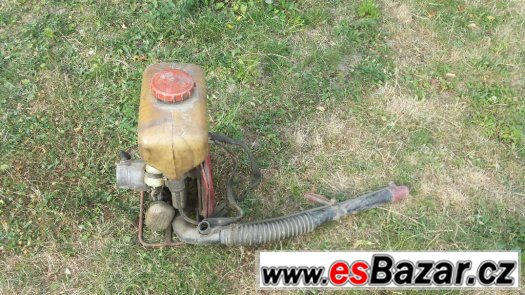 motorový postřikovač – fotografie 2