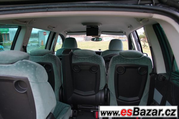 Peugeot 807 3.0 V6 automat – fotografie 2