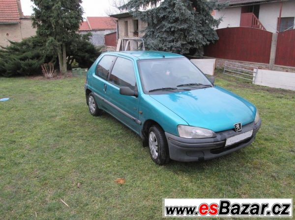 Peugeot 106, 1.1 44kw TOP STAV – fotografie 1