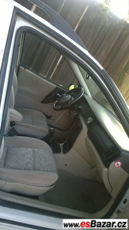 Opel Vectra B 1.8 16V 85kW – fotografie 2