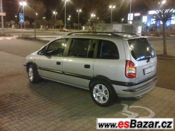 Opel Zafira 1.8 92kW benzin – fotografie 1