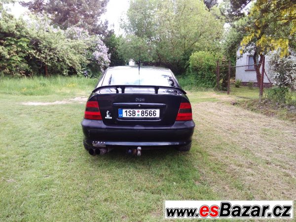 Opel Vectra B 2.0 (1996) pojízdná – fotografie 2