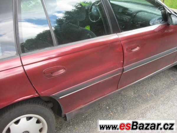 Opel omega kombi 2.0 16V – fotografie 4