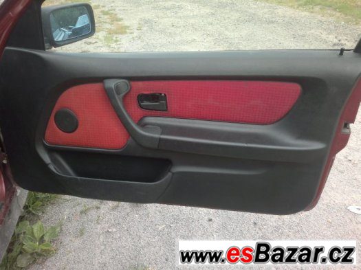 BMW e36 compact interiér – fotografie 3