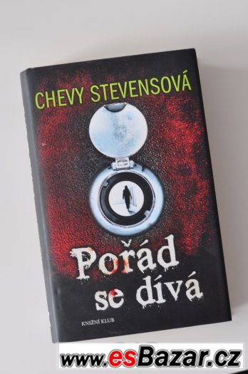 Pořád se dívá – fotografie 1