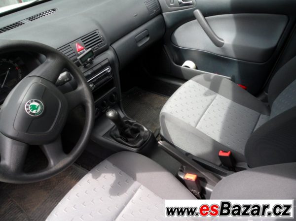 Octavia Combi Tour 1,9 TDI, 74KW – fotografie 6