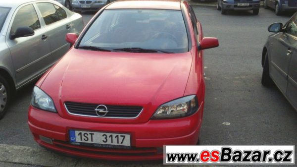 Opel Astra G - červená – fotografie 1