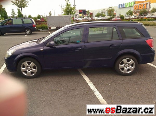 Opel Astra H 1.7 CDTi – fotografie 2