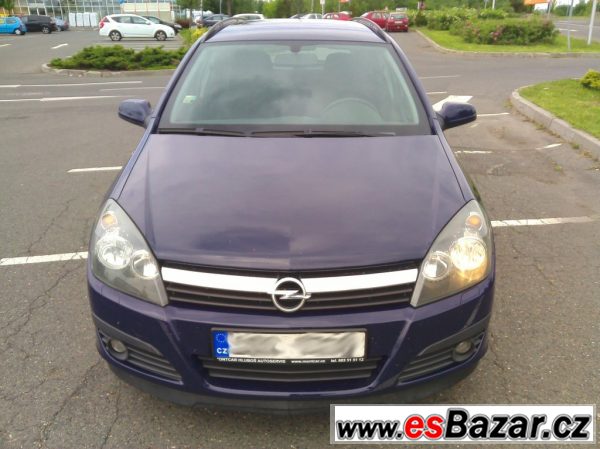 Opel Astra H 1.7 CDTi – fotografie 3