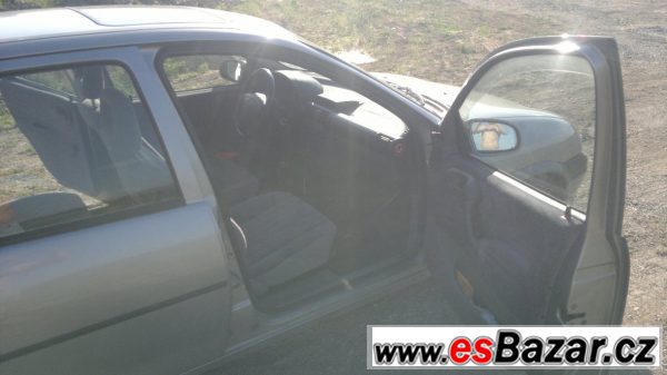   Opel corsa 1,5 TD – fotografie 6