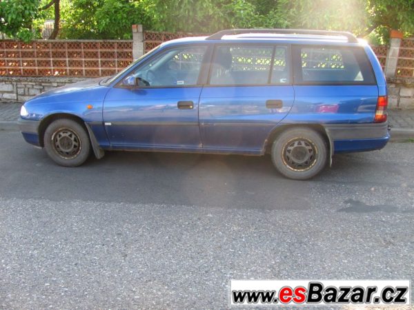  Opel Astra F combi – fotografie 2