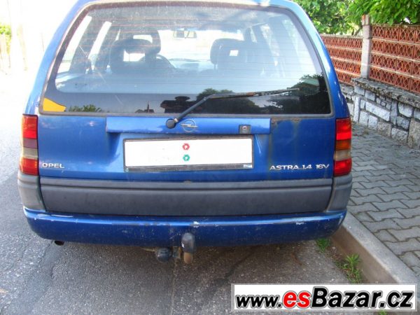  Opel Astra F combi – fotografie 3