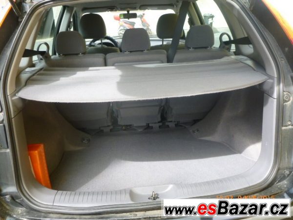 Nissan Almera Tino 2,2DCi 100kW – fotografie 6