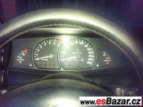 Opel Omega 2.0 16V CD – fotografie 2